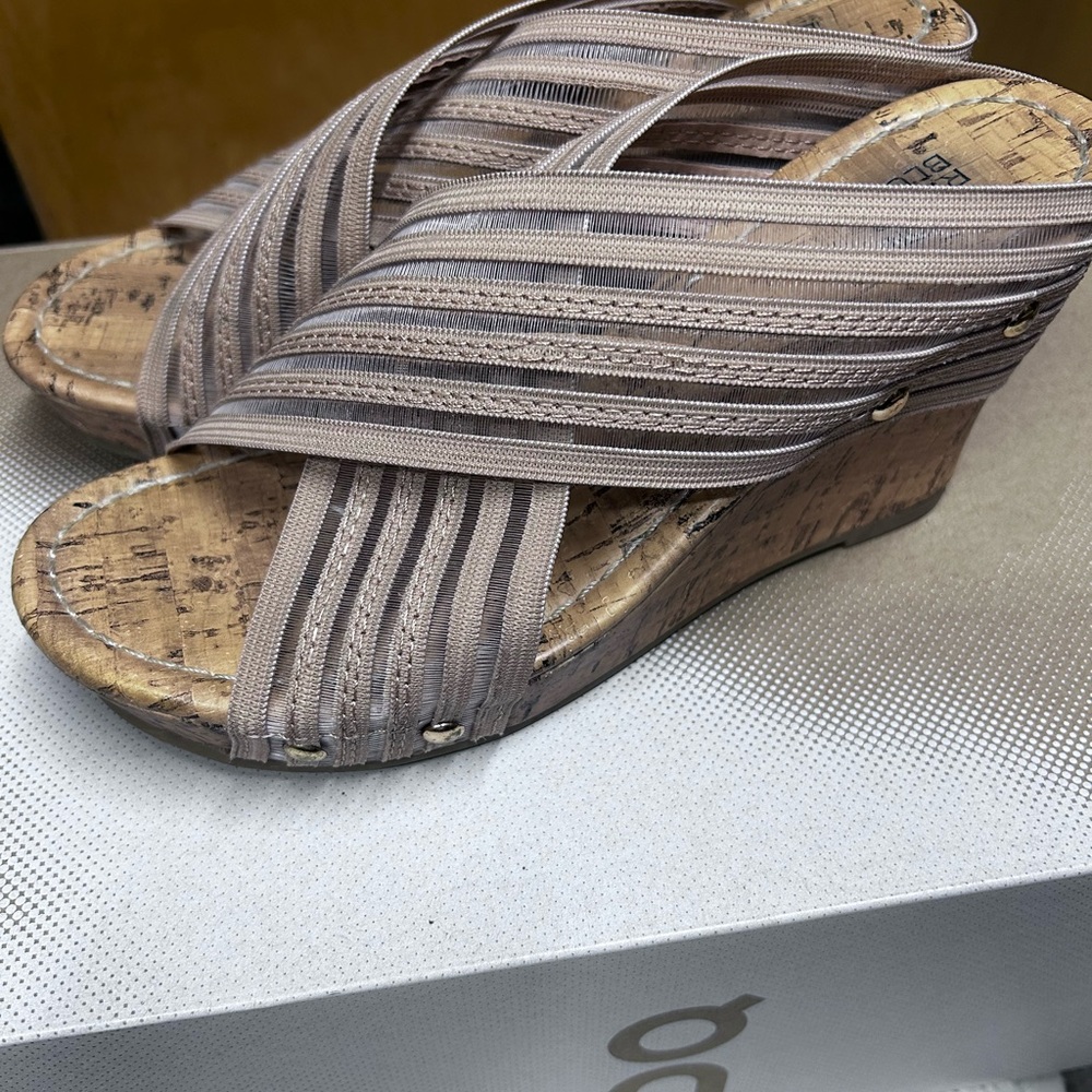Stylish Women's Wedge Sandals